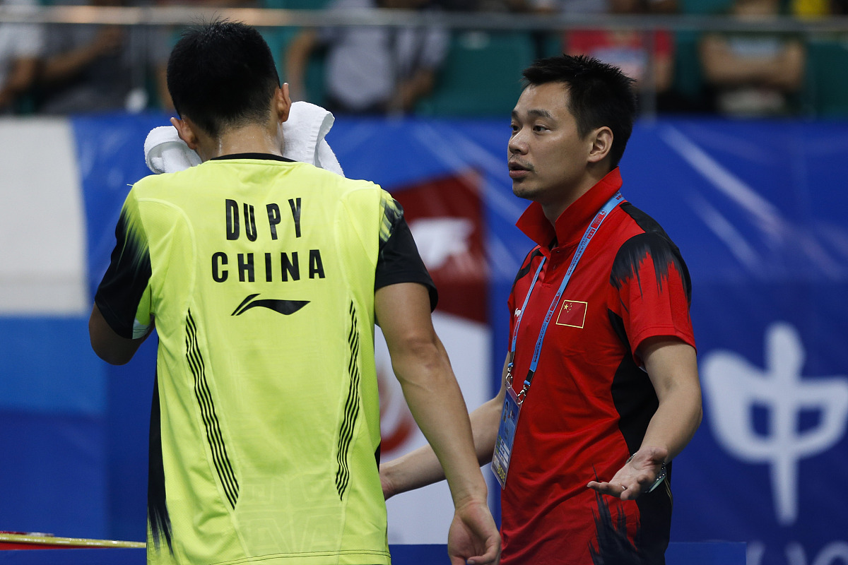 关于勇士观众热烈欢呼！，阿扎伦卡迎来二十赛季出色发挥赛场气氛高涨的信息